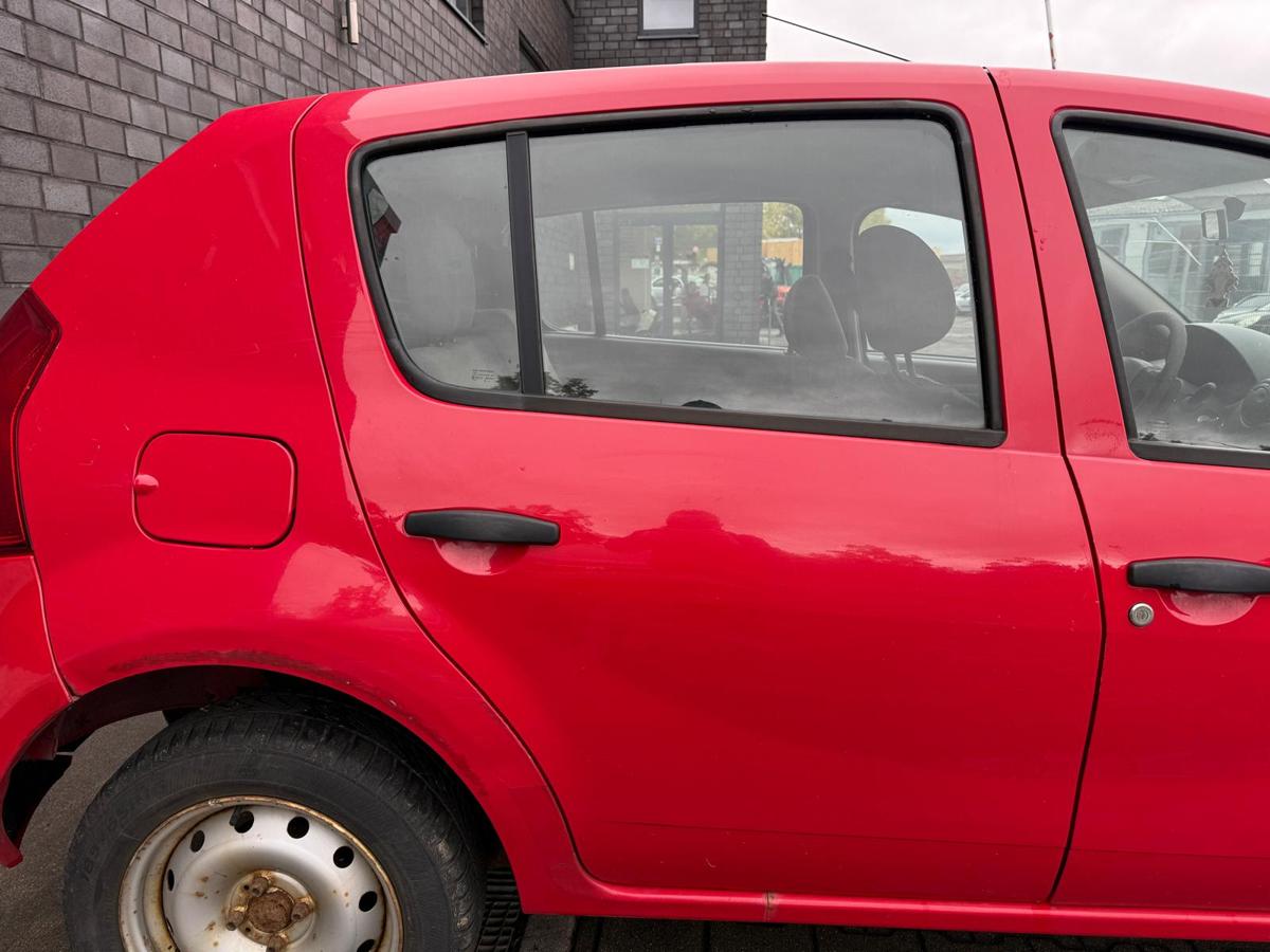 Dacia Sandero SD original Tür hinten rechts OV21D Red Passion Rohbau BJ09